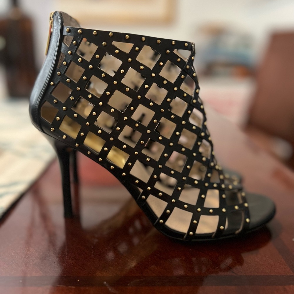 MICKAEL KORS Yvonne Bootie in Black Leather with Gold Studs